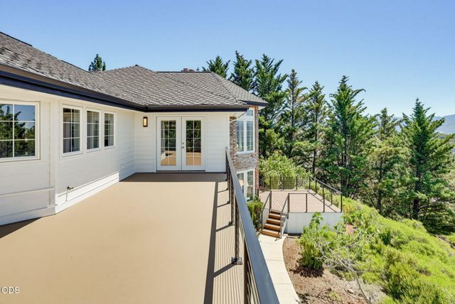 1544 Satellite Drive, Medford, OR 97504