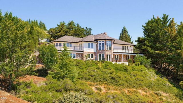 1544 Satellite Drive, Medford, OR 97504