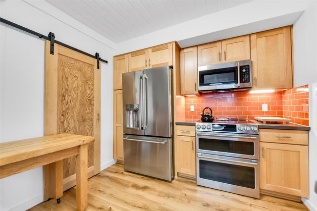 4227 Maison Rouge Court, Galveston, TX 77554