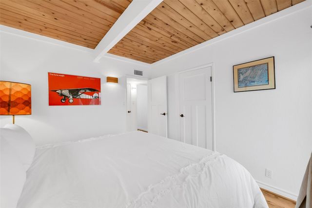 4227 Maison Rouge Court, Galveston, TX 77554