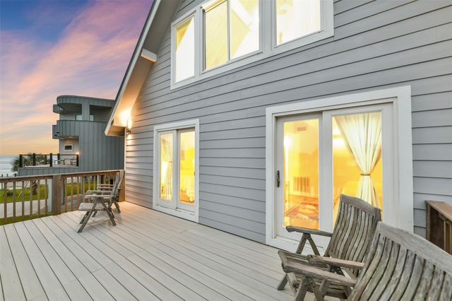 4227 Maison Rouge Court, Galveston, TX 77554