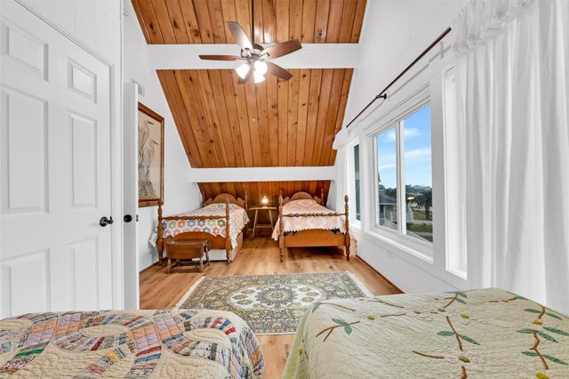 4227 Maison Rouge Court, Galveston, TX 77554