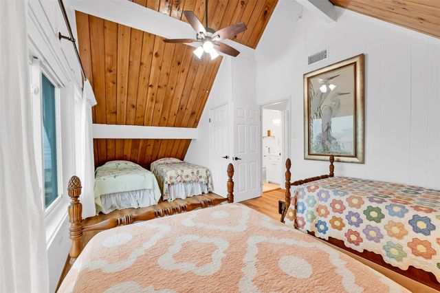 4227 Maison Rouge Court, Galveston, TX 77554