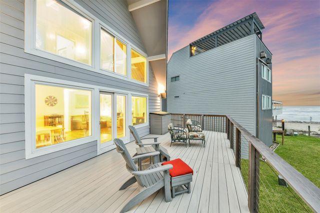 4227 Maison Rouge Court, Galveston, TX 77554