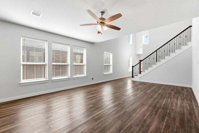 8017 Whisper Grove Drive, Magnolia, TX 77354