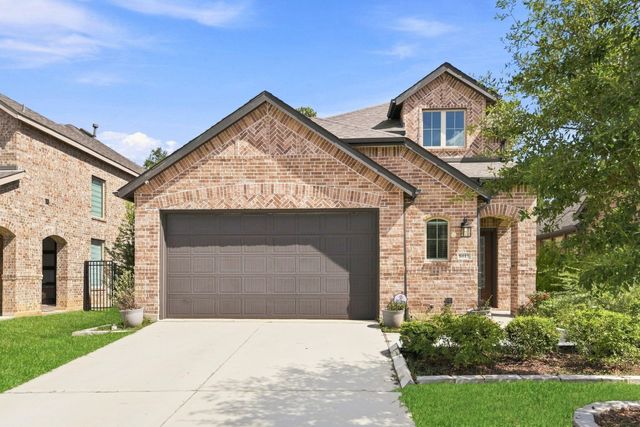 8017 Whisper Grove Drive, Magnolia, TX 77354
