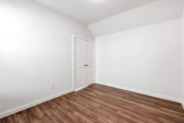 8017 Whisper Grove Drive, Magnolia, TX 77354