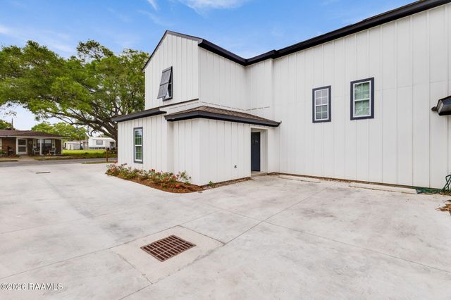 204 Romero Street A, Youngsville, LA 70592