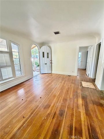 3045 Cedar, Riverside, CA 92501