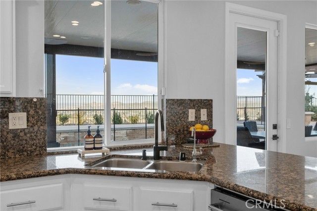 1561 Vandagriff Way, Corona, CA 92883