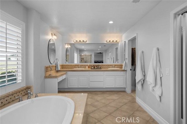 1561 Vandagriff Way, Corona, CA 92883