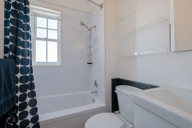 371 Harvard Street 4B, Cambridge, MA 02138