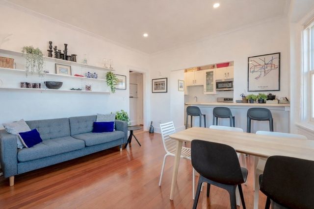 371 Harvard Street 4B, Cambridge, MA 02138