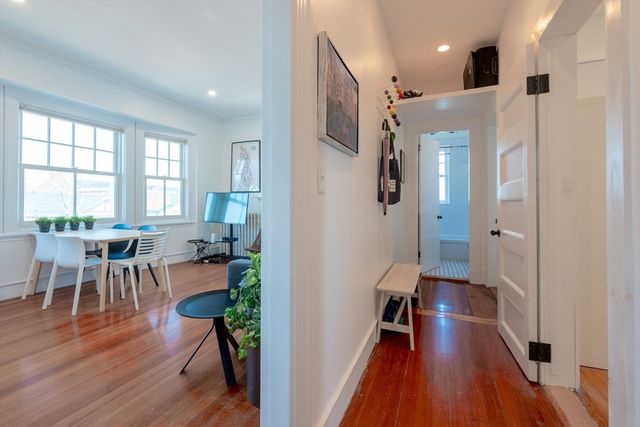 371 Harvard Street 4B, Cambridge, MA 02138
