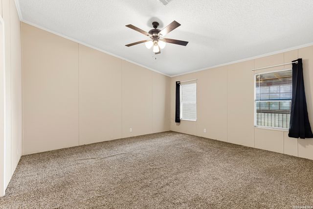 25111 Sandview, San Antonio, TX 78264