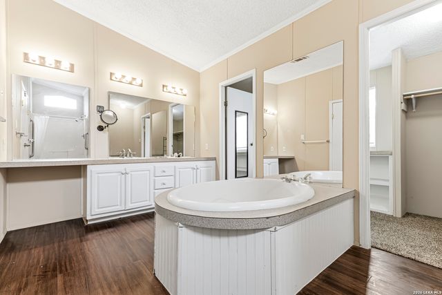 25111 Sandview, San Antonio, TX 78264