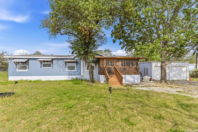 25111 Sandview, San Antonio, TX 78264