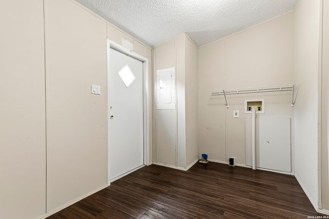 25111 Sandview, San Antonio, TX 78264