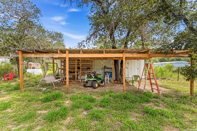 25111 Sandview, San Antonio, TX 78264