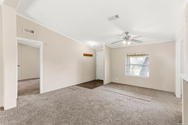 25111 Sandview, San Antonio, TX 78264