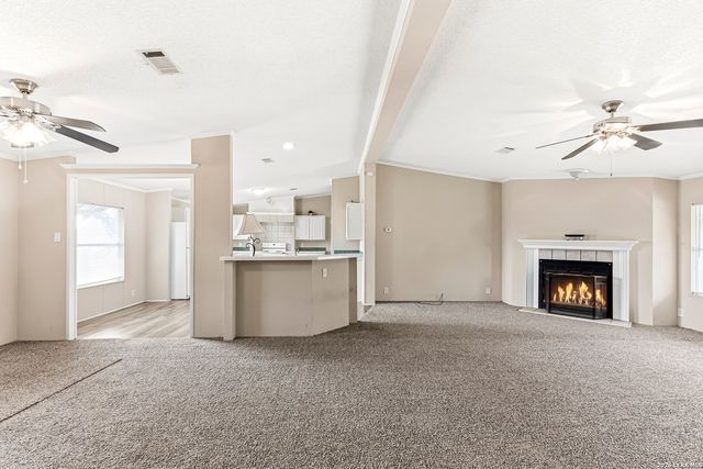 25111 Sandview, San Antonio, TX 78264