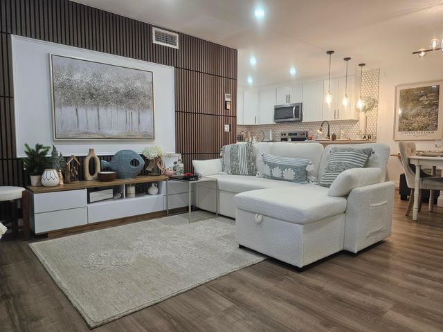 312 Pine Ridge Circle A-2, Greenacres, FL 33463