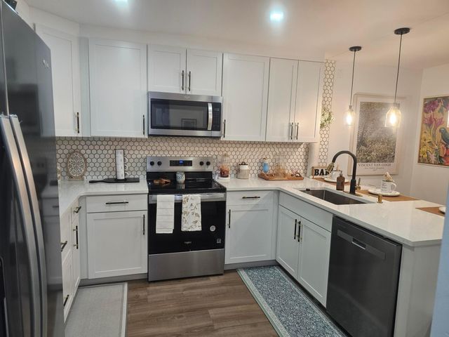 312 Pine Ridge Circle A-2, Greenacres, FL 33463