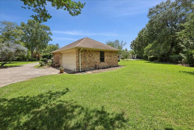 4711 Burns Circle, Orange, TX 77630