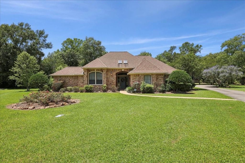 4711 Burns Circle, Orange, TX 77630