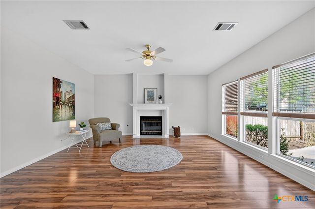 1124 Oaklands Drive, Round Rock, TX 78681