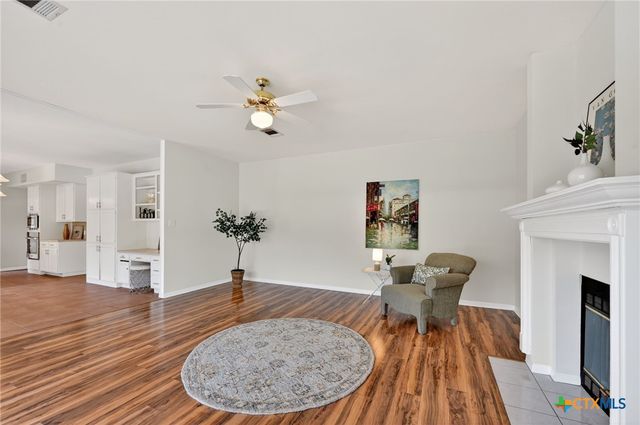 1124 Oaklands Drive, Round Rock, TX 78681