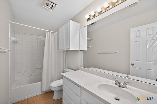 1124 Oaklands Drive, Round Rock, TX 78681