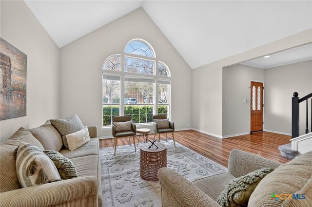 1124 Oaklands Drive, Round Rock, TX 78681