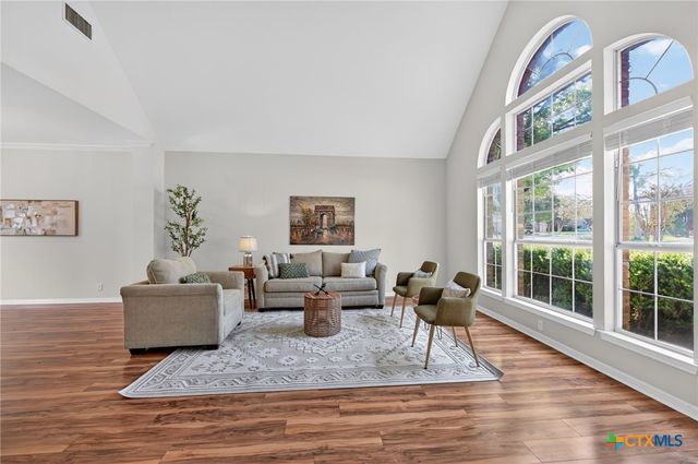 1124 Oaklands Drive, Round Rock, TX 78681