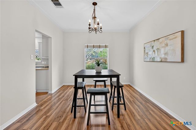 1124 Oaklands Drive, Round Rock, TX 78681