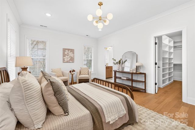 1014 E 19th Street, Charlotte, NC 28205