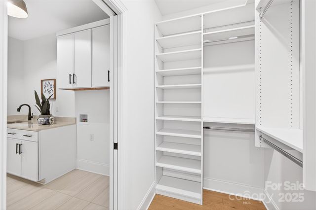 1014 E 19th Street, Charlotte, NC 28205