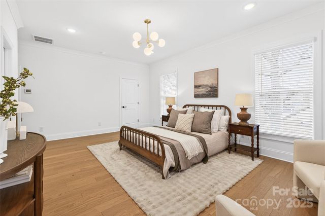 1014 E 19th Street, Charlotte, NC 28205