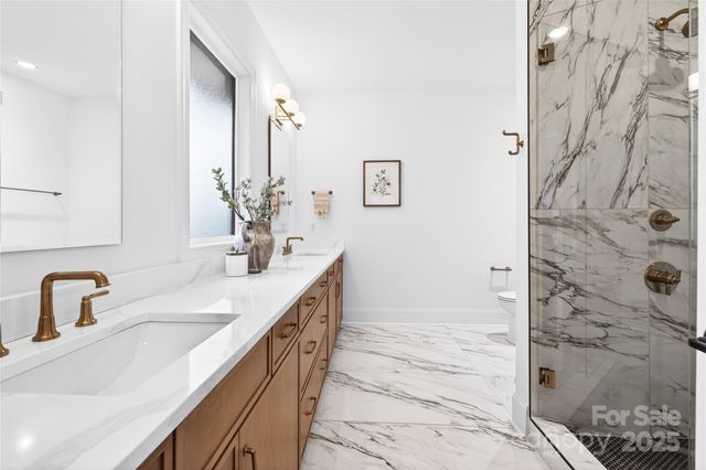 1014 E 19th Street, Charlotte, NC 28205