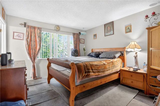 14287 foothill Boulevard 14, Sylmar, CA 91342