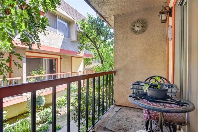 14287 foothill Boulevard 14, Sylmar, CA 91342