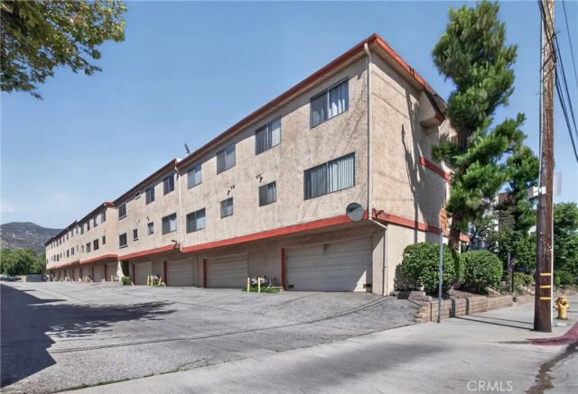 14287 foothill Boulevard 14, Sylmar, CA 91342
