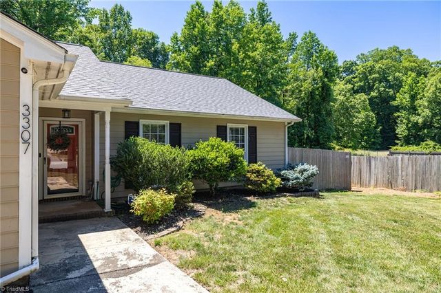 3307 Briarbend Drive, Greensboro, NC 27410