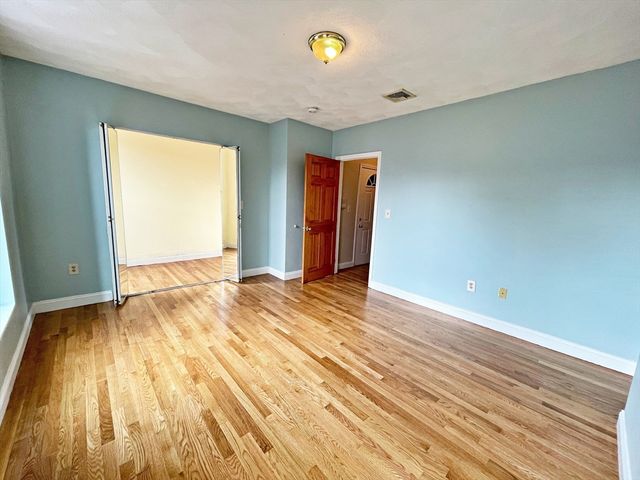 64 Trenton St, Boston, MA 02128