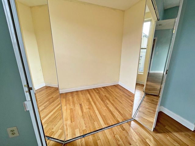 64 Trenton St, Boston, MA 02128