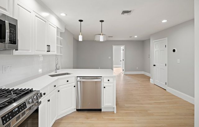 64 Trenton St, Boston, MA 02128