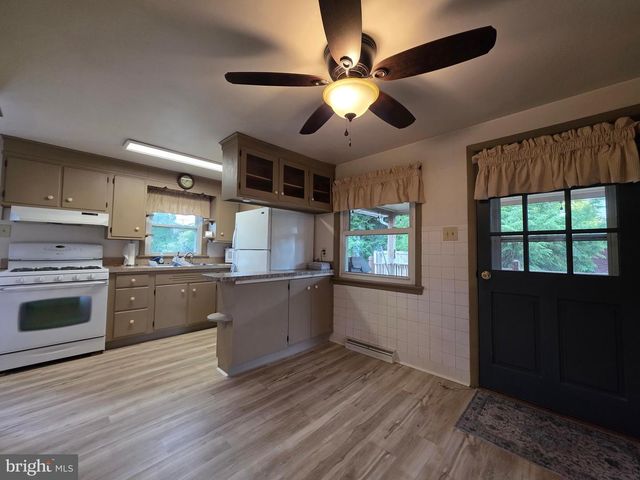 465 WABASH RD, Ephrata, PA 17522