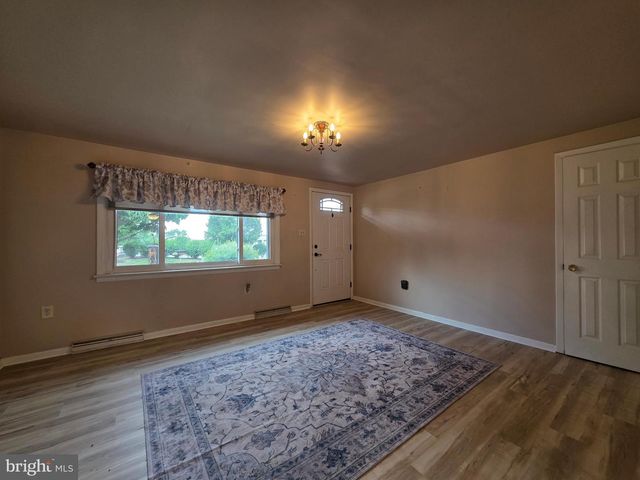 465 WABASH RD, Ephrata, PA 17522