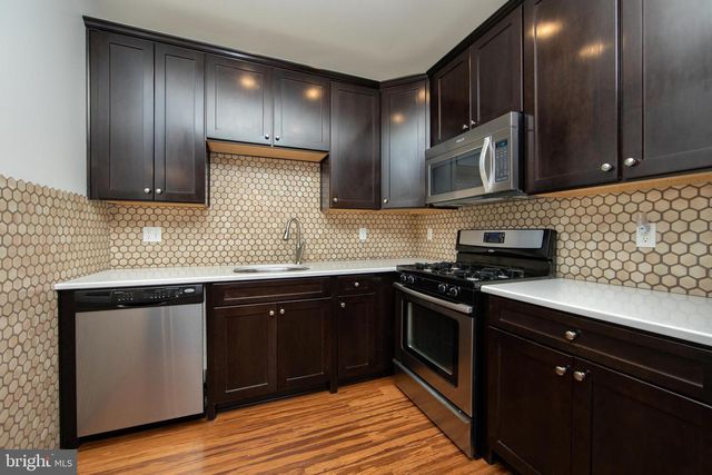 244 PARK PL, Cherry Hill, NJ 08002
