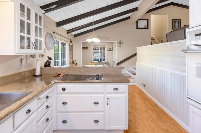 6900 Lakeview Drive, Salinas, CA 93907